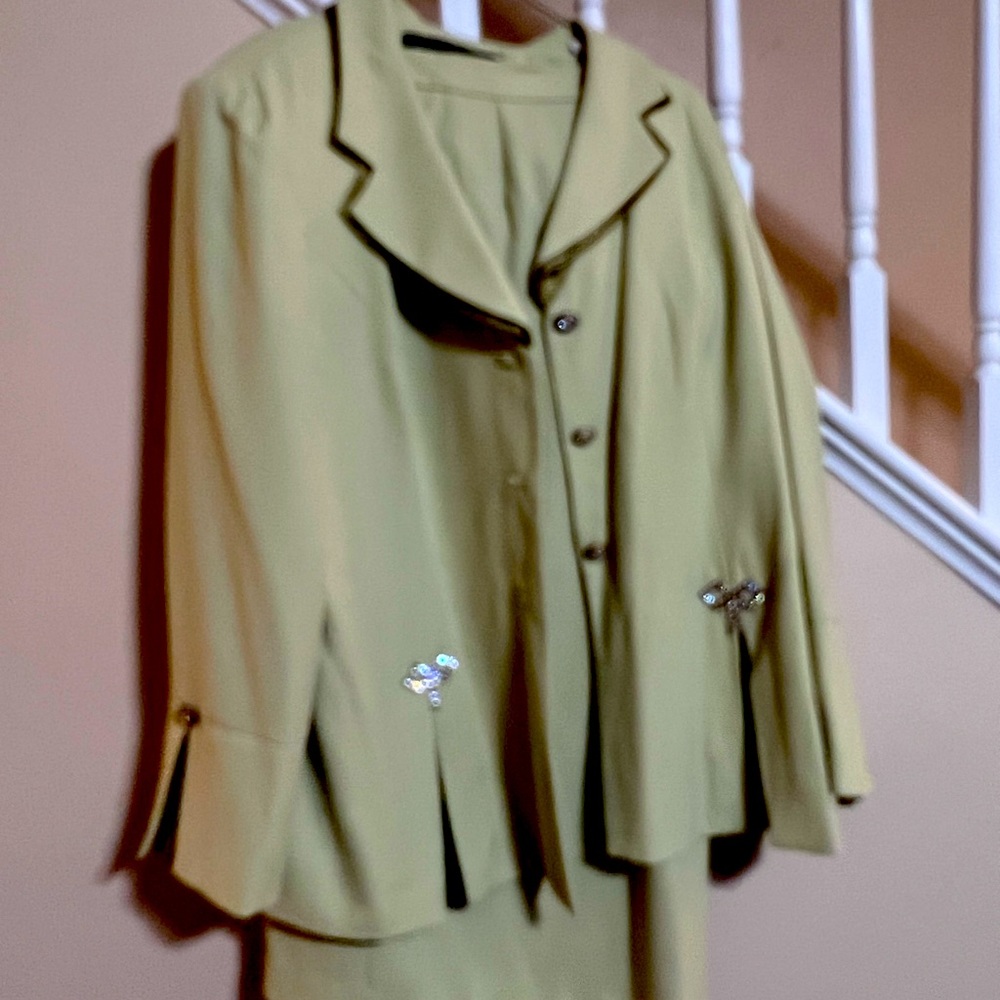 Green 2 Piece Suit